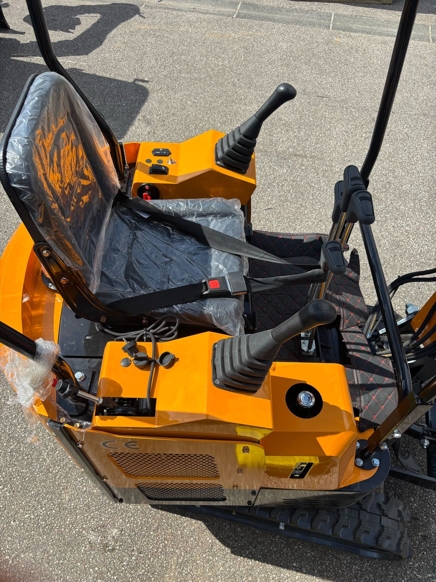 Mini-pelle 1.3 T DM13 ORION