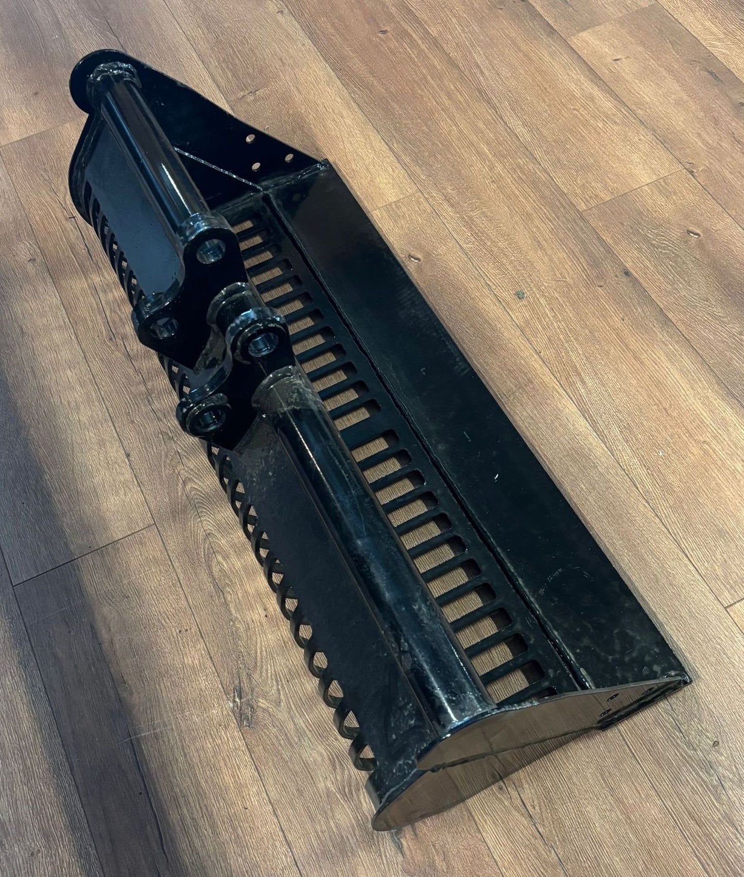 Godet squelette 60cm mini-pelle
